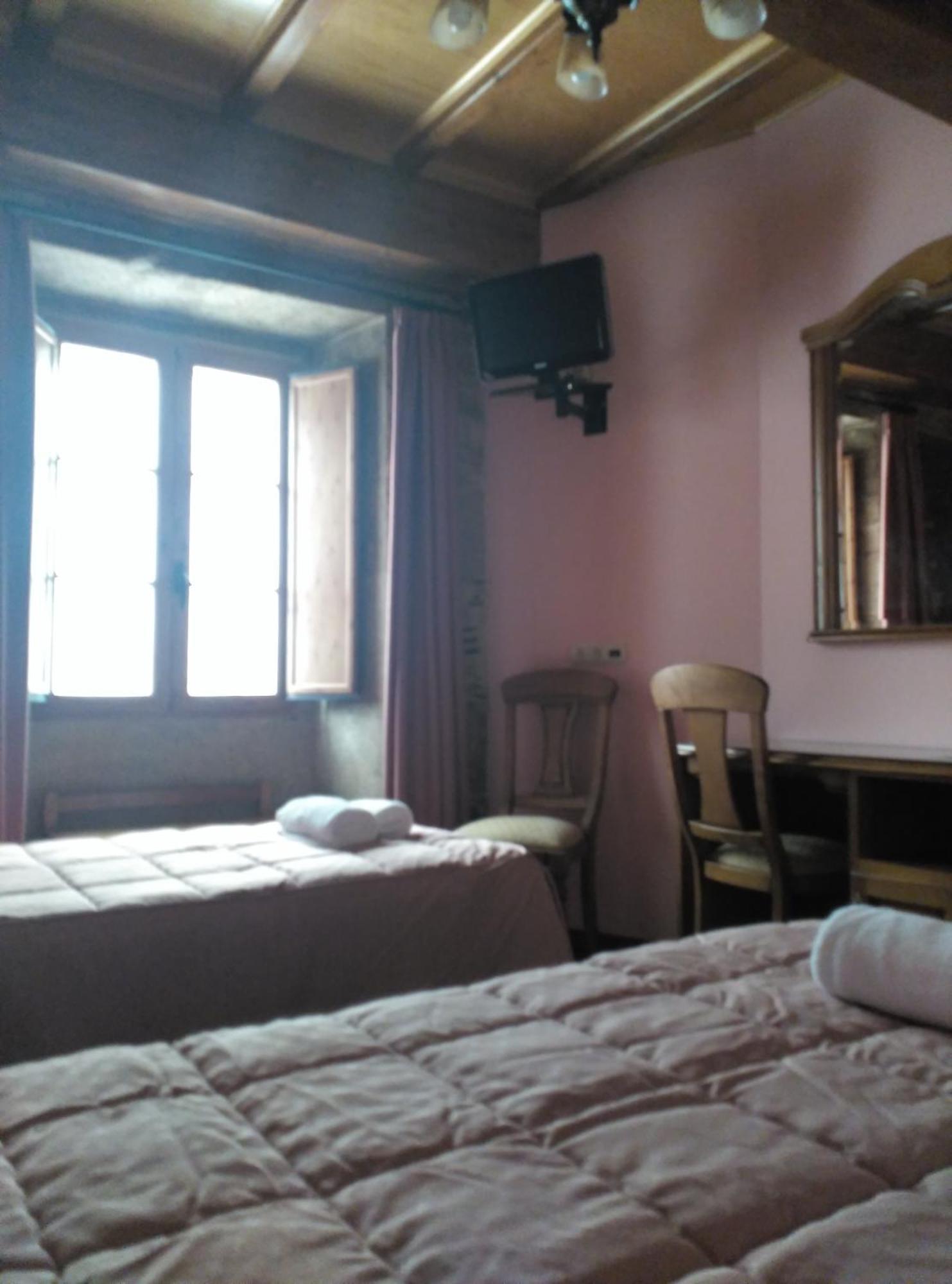 Pico Sacro II Hotel Santiago De Compostela Quarto foto